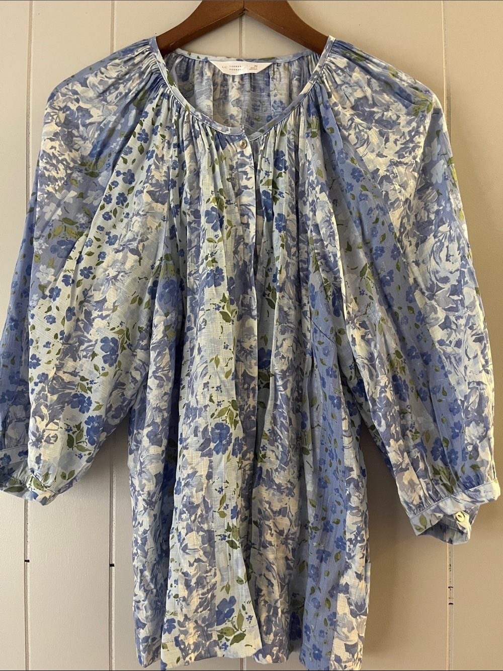 Women’s Blue Floral Peasant Top